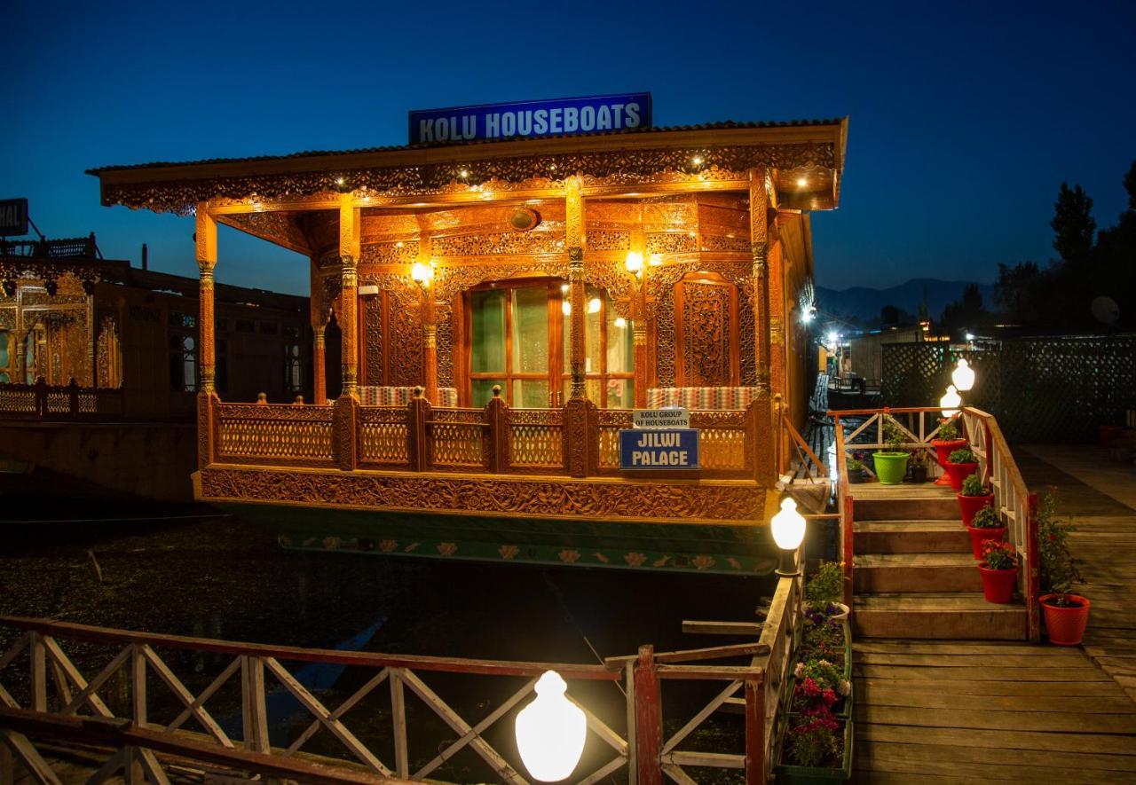 Hotel Kolu Group Of Houseboats Srīnagar Exteriér fotografie